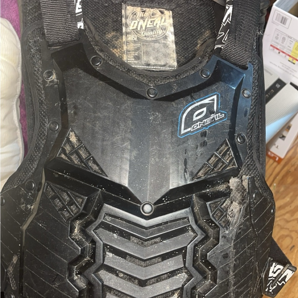 Oneal men’s chest protector